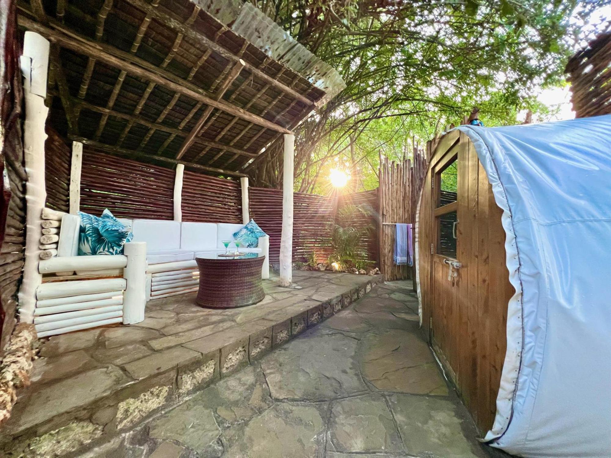 Rock And Sea Resort Watamu Dış mekan fotoğraf