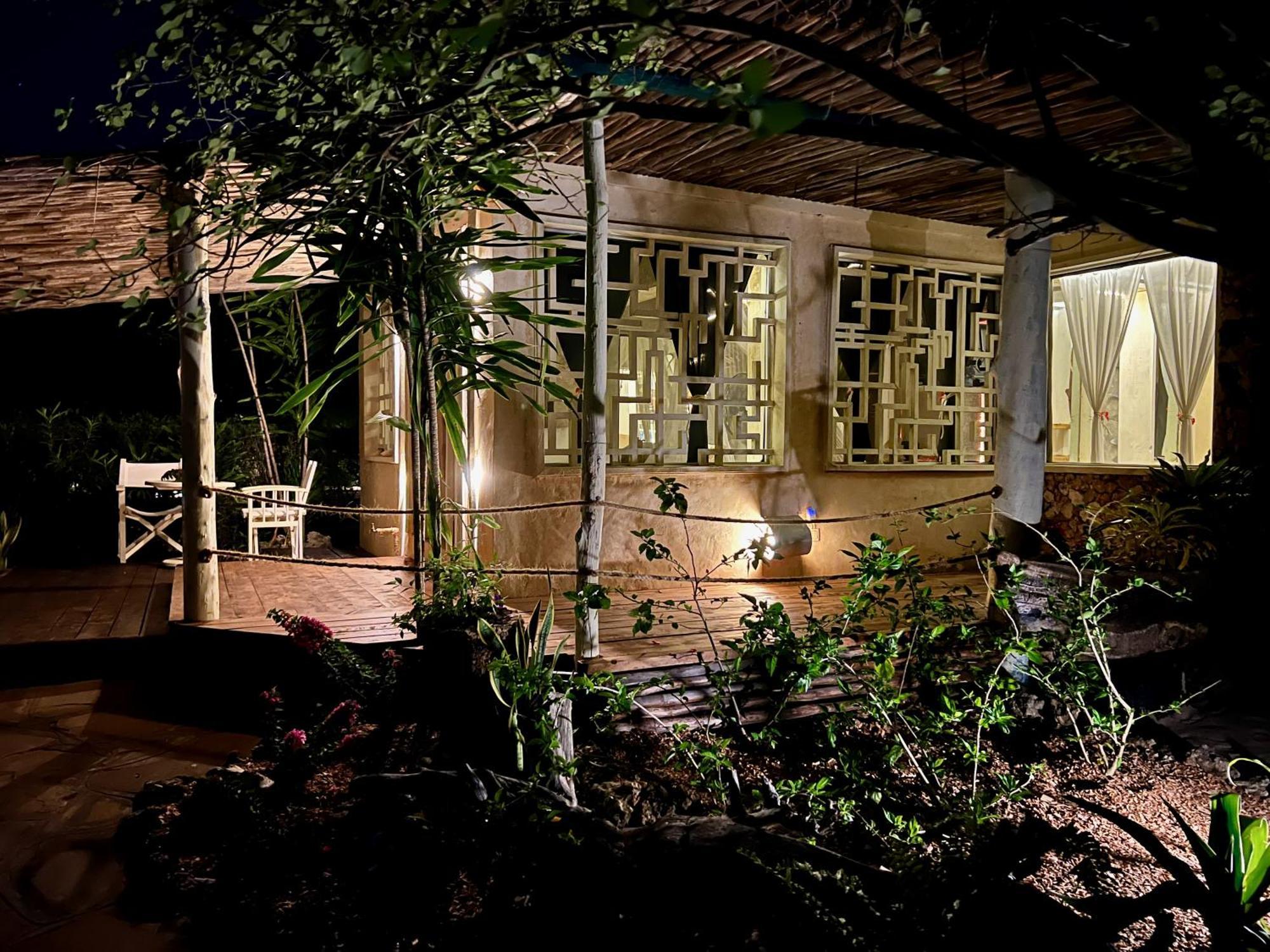 Rock And Sea Resort Watamu Dış mekan fotoğraf